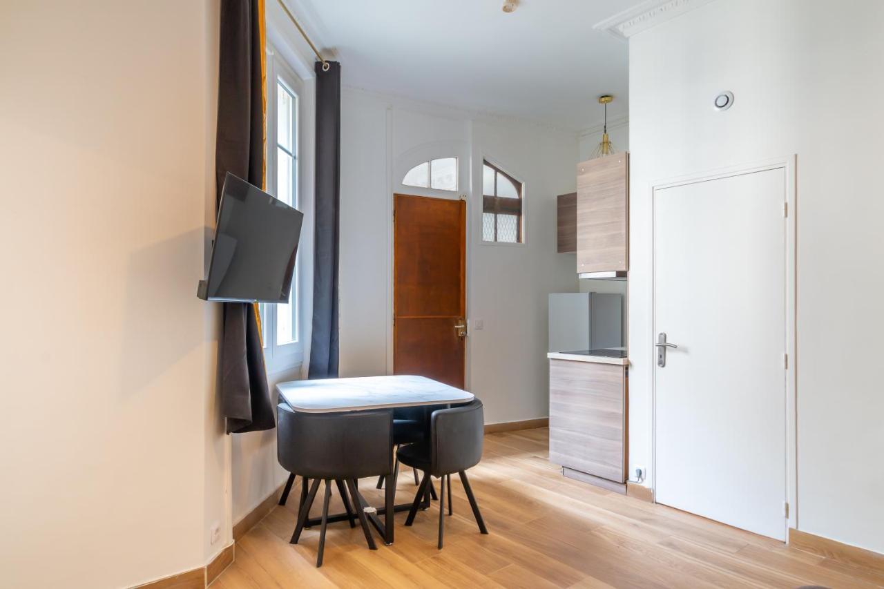 Appartement Metro Alexandre Dumas Paris Exterior foto